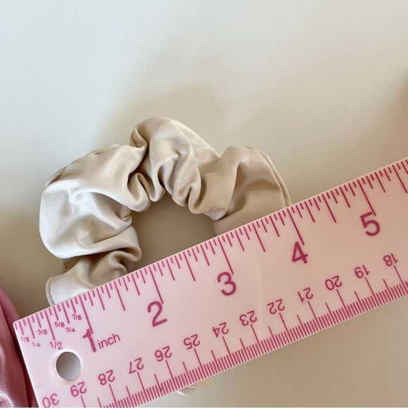Set of 3 Faux Leather Pink & Off White Scrunchies, NWT. Pleather, On-Trend - Picture 5 of 7
